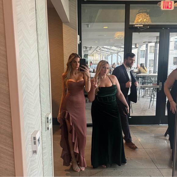 Sasha Gown in Mocha - Picture 4 of 5